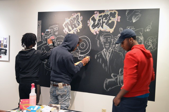 Saint-Louis-Story-Stichers-Artists-Collective_Bruno-David-Gallery_3-2018