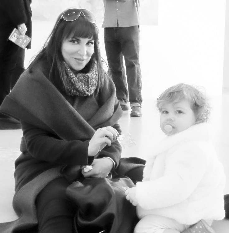 Juliana-Cleo_12-16_bw